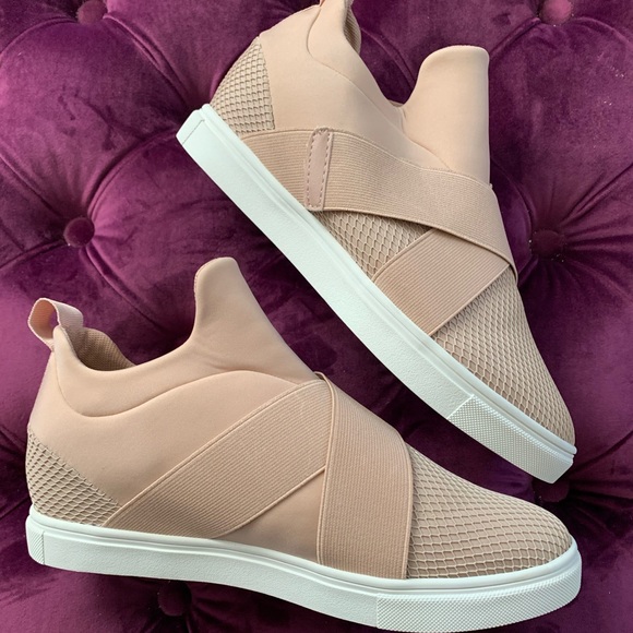 Steve Madden Shoes - Steve Madden Laynie wedge sneaker